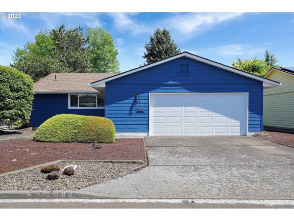 584 S COLUMBIA DR, Woodburn, OR 97071