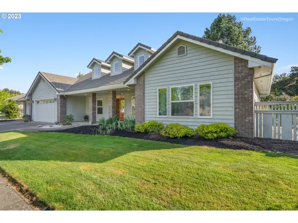 1146 NW OAKMONT CT, Mc Minnville, OR 97128