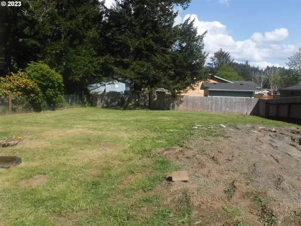 Florence, OR 97439,89245 SHORE CREST DR