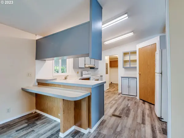 1699 N TERRY ST #64, Eugene, OR 97402