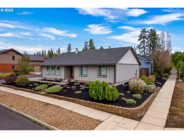 Bend, OR 97703,3062 NW KELLY HILL CT