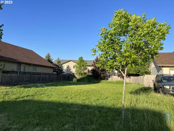 Sheridan, OR 97378,235 SE Hope CT