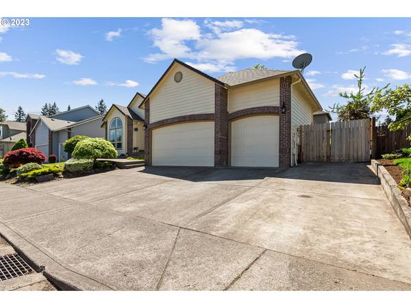 330 SW 37TH TER, Gresham, OR 97080
