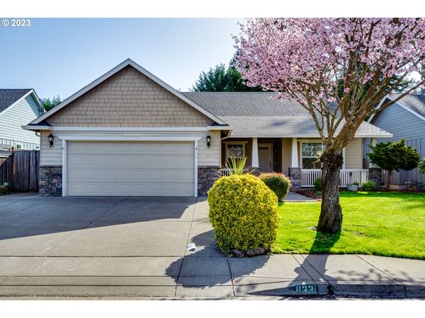 833 SHADY CREEK DR, Springfield, OR 97478