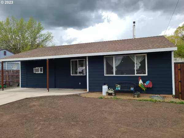 510 N 11TH AVE, Elgin, OR 97827