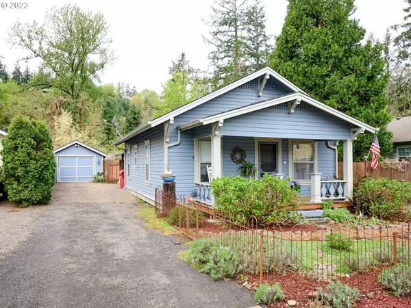 Silverton, OR 97381,814 BARGER ST