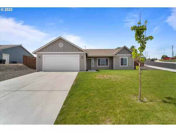 330 ORCHARD ST, Umatilla, OR 97882