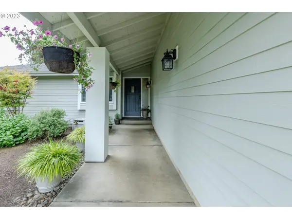 Eugene, OR 97405,2226 BLACKBURN ST