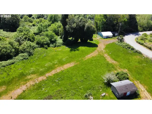 Myrtle Point, OR 97458,50983 DEMENT CREEK RD