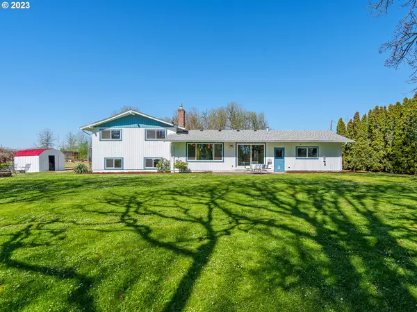 Eugene, OR 97402,28278 EDGEWATER DR