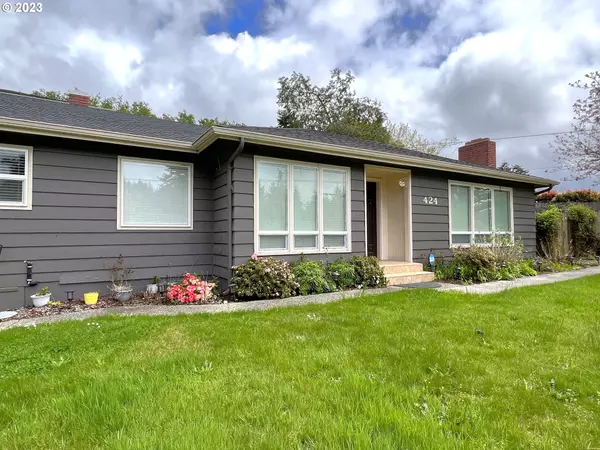 424 N 14TH ST, Coos Bay, OR 97420