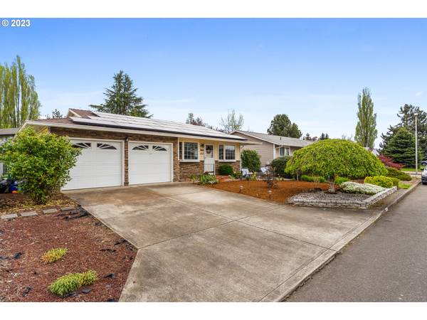 2267 Oregon CT, Woodburn, OR 97071