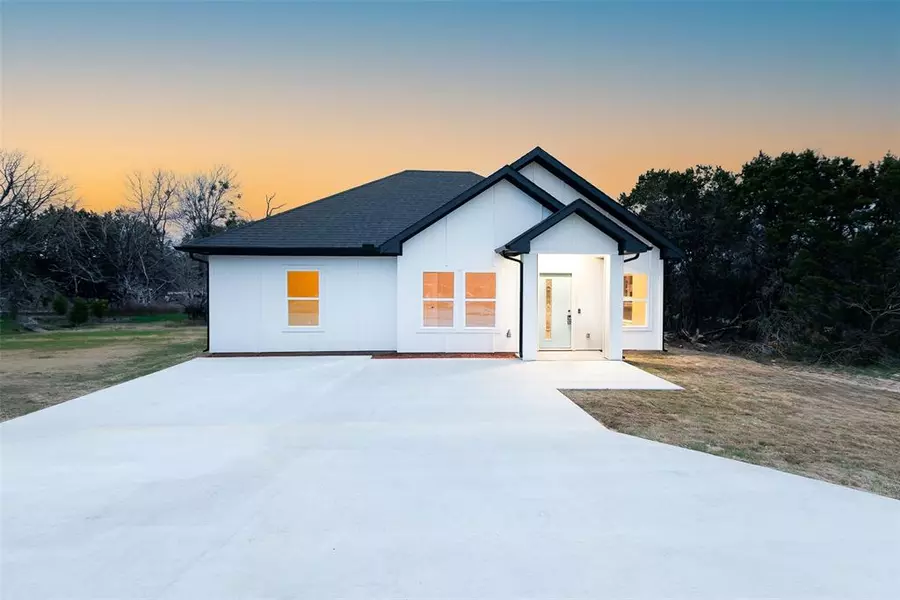 2504 Deer Trail #RD, Granbury, TX 76048