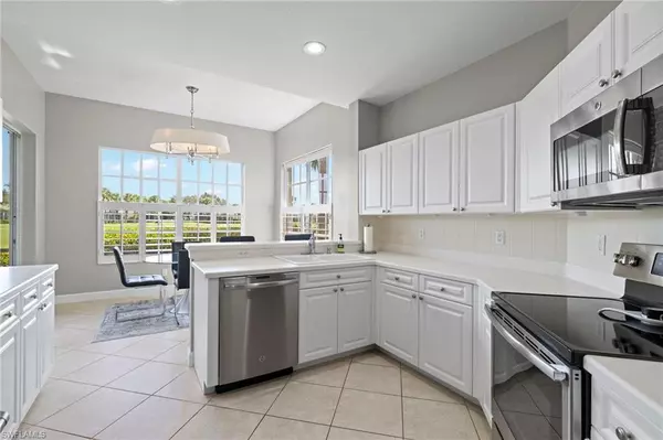 Estero, FL 34135,9520 Cypress Hammock CIR 102