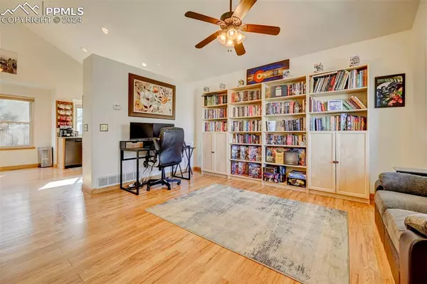 Colorado Springs, CO 80922,3525 Flying Horse RD