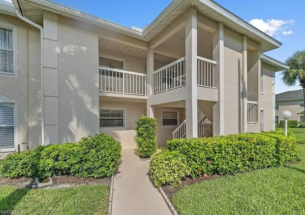 661 Squire CIR 203, Naples, FL 34104