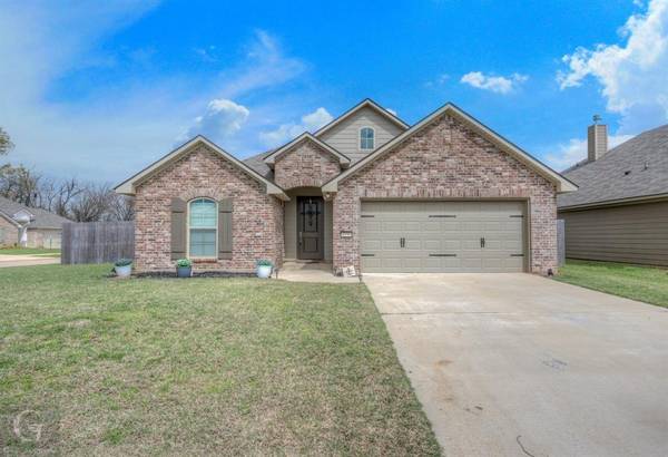 4198 Grassy Lake Drive, Bossier City, LA 71111