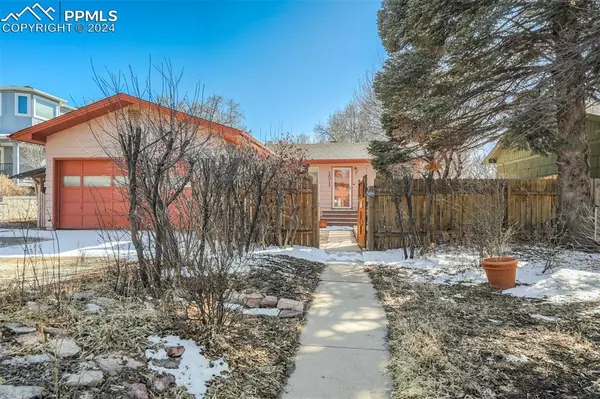 1511 W Boulder ST, Colorado Springs, CO 80904