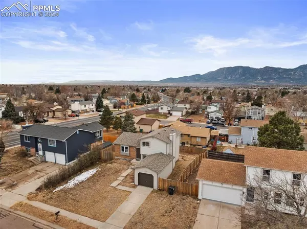 Colorado Springs, CO 80916,1086 Nolte DR