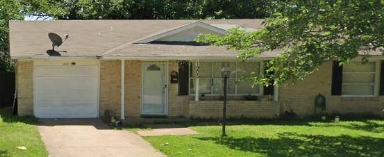 1905 Virginia Street, Grand Prairie, TX 75051