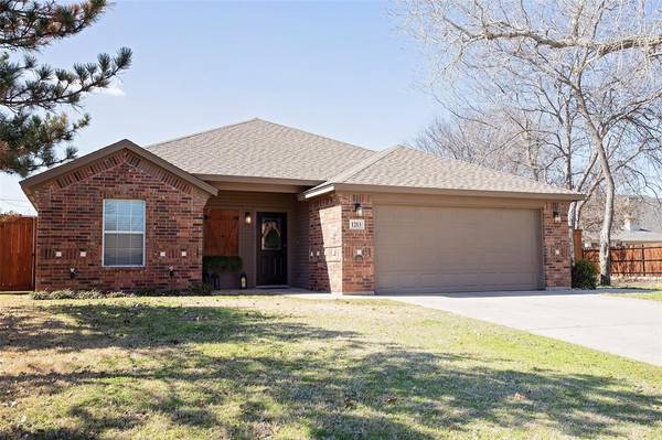 1213 Corvadura Street, Graham, TX 76450