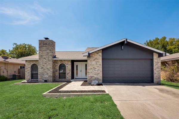 4008 Buckwheat Street, Fort Worth, TX 76137