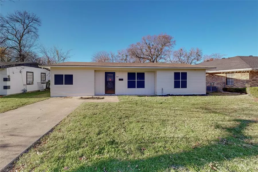 517 Highland Drive, Seagoville, TX 75159