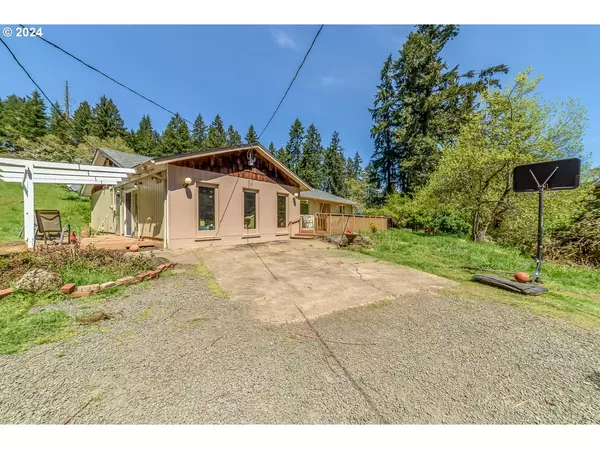 Eugene, OR 97405,28149 BRIGGS HILL RD