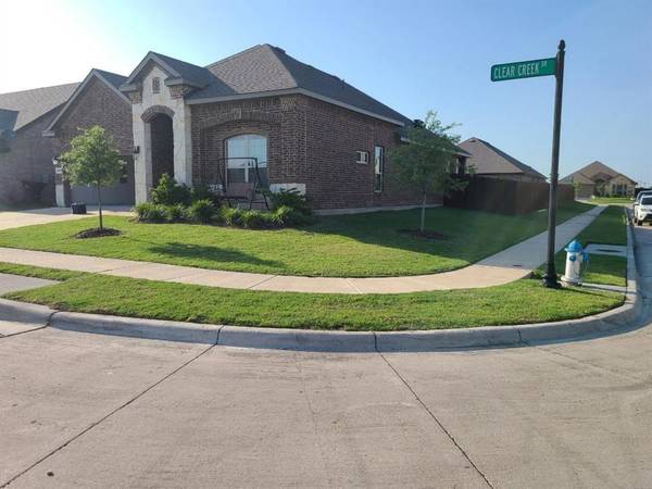 3224 Clear Creek Drive, Royse City, TX 75189