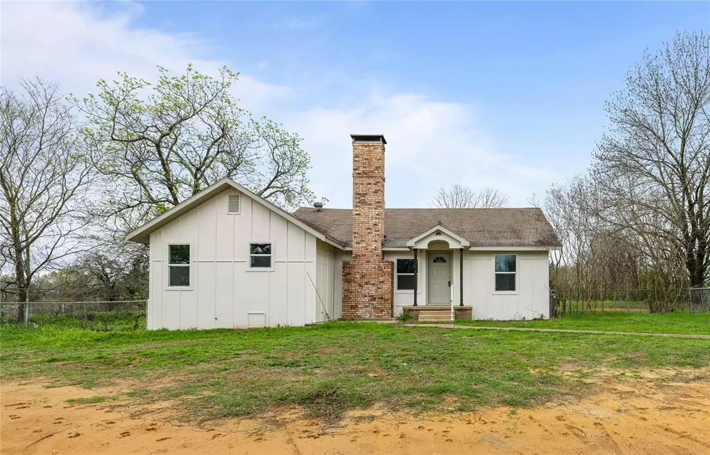 Denison, TX 75020,2616 W Coffin Street