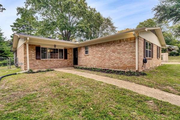 706 Pam Drive, Tyler, TX 75703