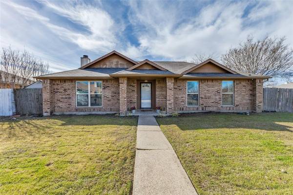 2321 Windridge Lane, Rowlett, TX 75088