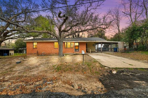 712 Barbara Street,  Athens,  TX 75751