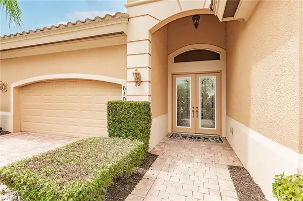 Naples, FL 34113,6105 Dogleg DR