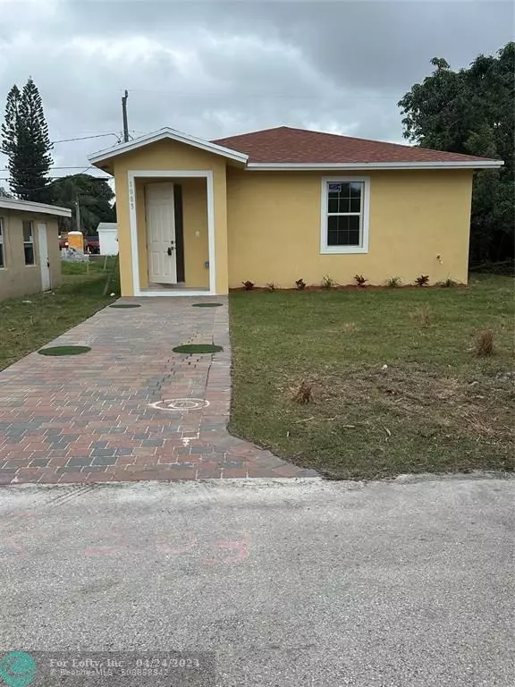 Lake Worth, FL 33462,1083 Highland Rd