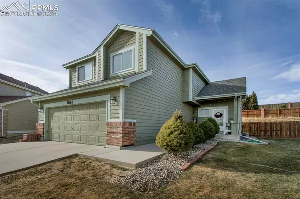 5816 Moon Ridge DR, Colorado Springs, CO 80922