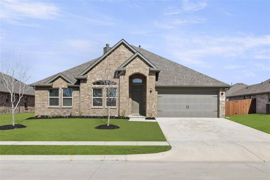 311 Chapel Hill, Forney, TX 75126