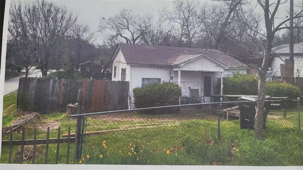 Denison, TX 75021,630 E Woodard Street