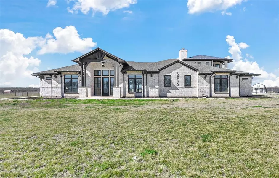 5835 Slimp Drive, Justin, TX 76247