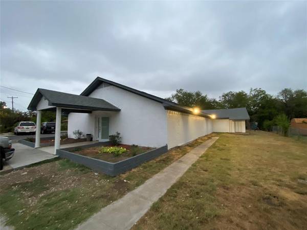 504 N Blanche Street, Terrell, TX 75160