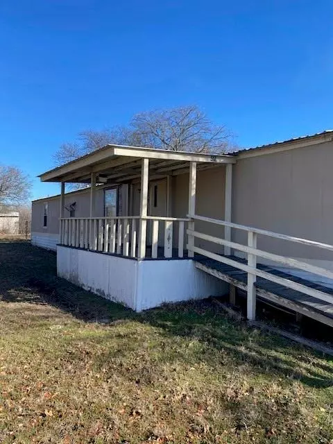 Cross Plains, TX 76443,517 SE 4TH