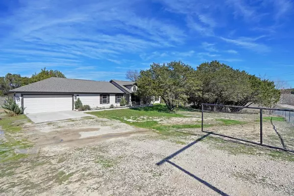 Weatherford, TX 76087,215 Brazos Valley Lane