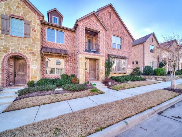 1319 Casselberry Drive, Flower Mound, TX 75028