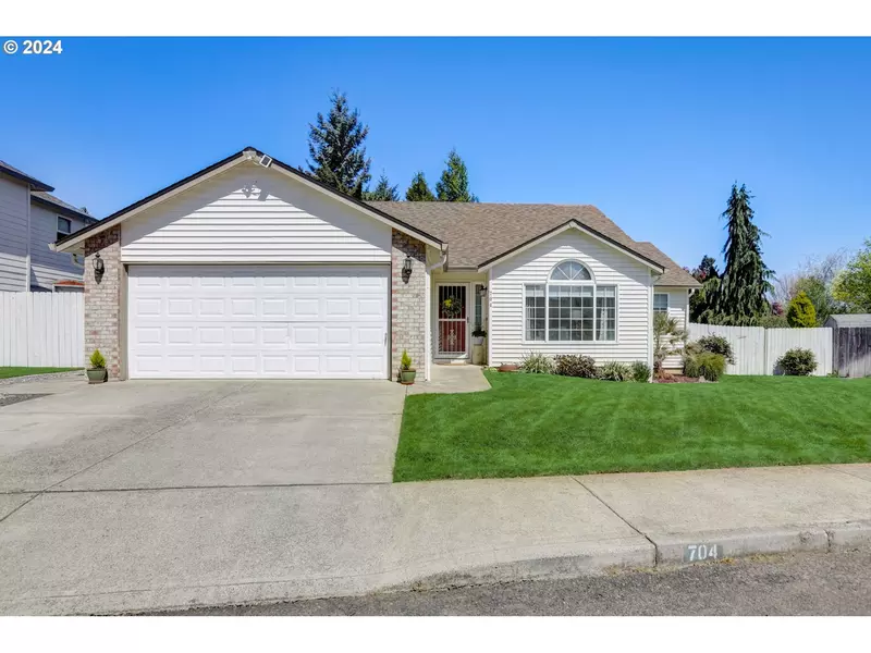 704 NW 112TH CIR, Vancouver, WA 98685