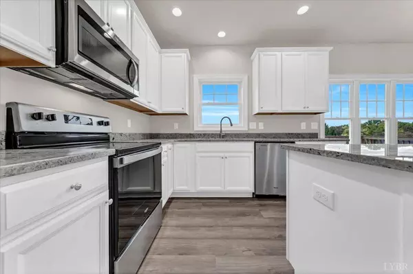 Lynchburg, VA 24503,1070 Wild Fox CT