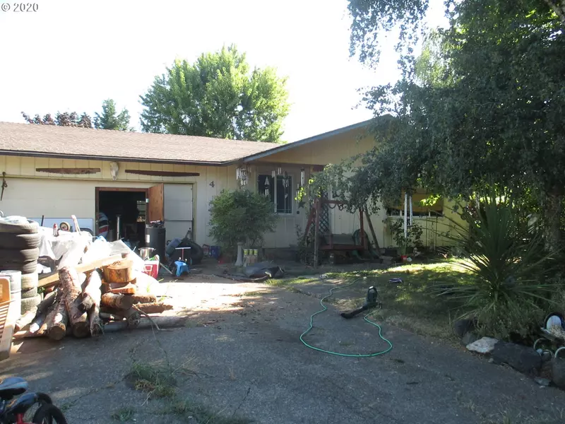 440 NE 3RD ST, Willamina, OR 97396