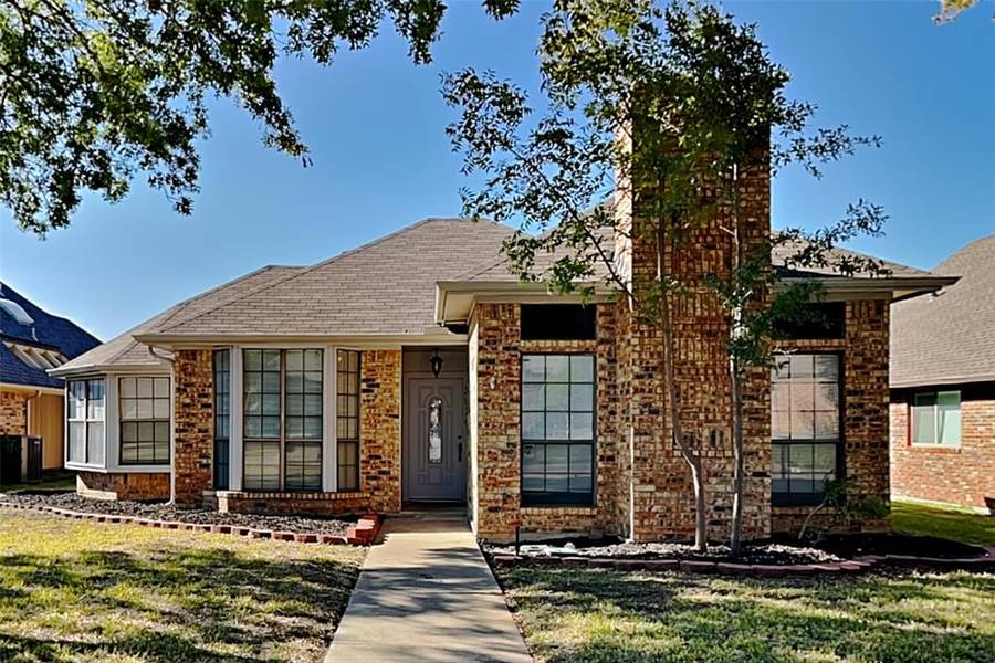 3614 Amanda Circle, Carrollton, TX 75007