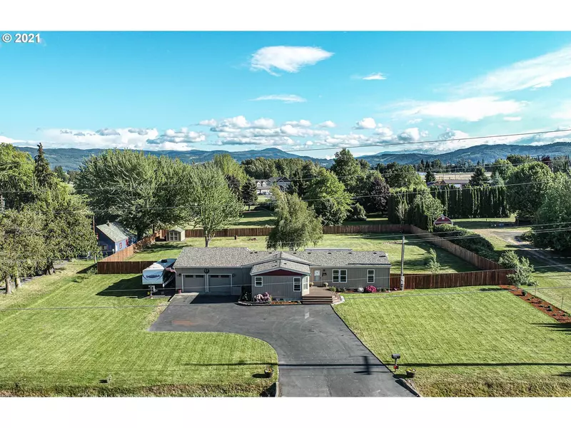 1511 TUCKER RD, Hood River, OR 97031