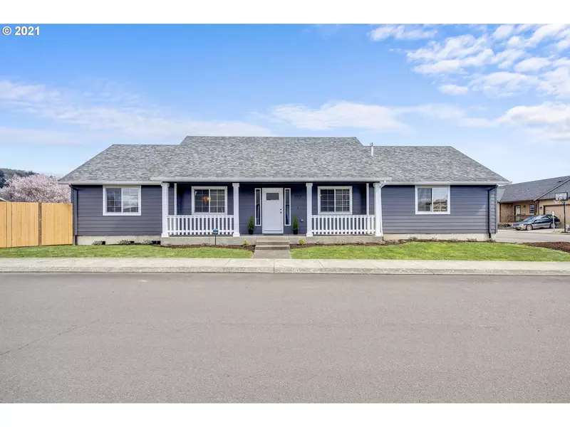 202 NW SAGAN LOOP, Sheridan, OR 97378