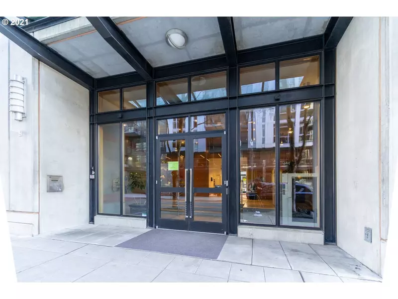 820 NW 12TH AVE #214, Portland, OR 97209